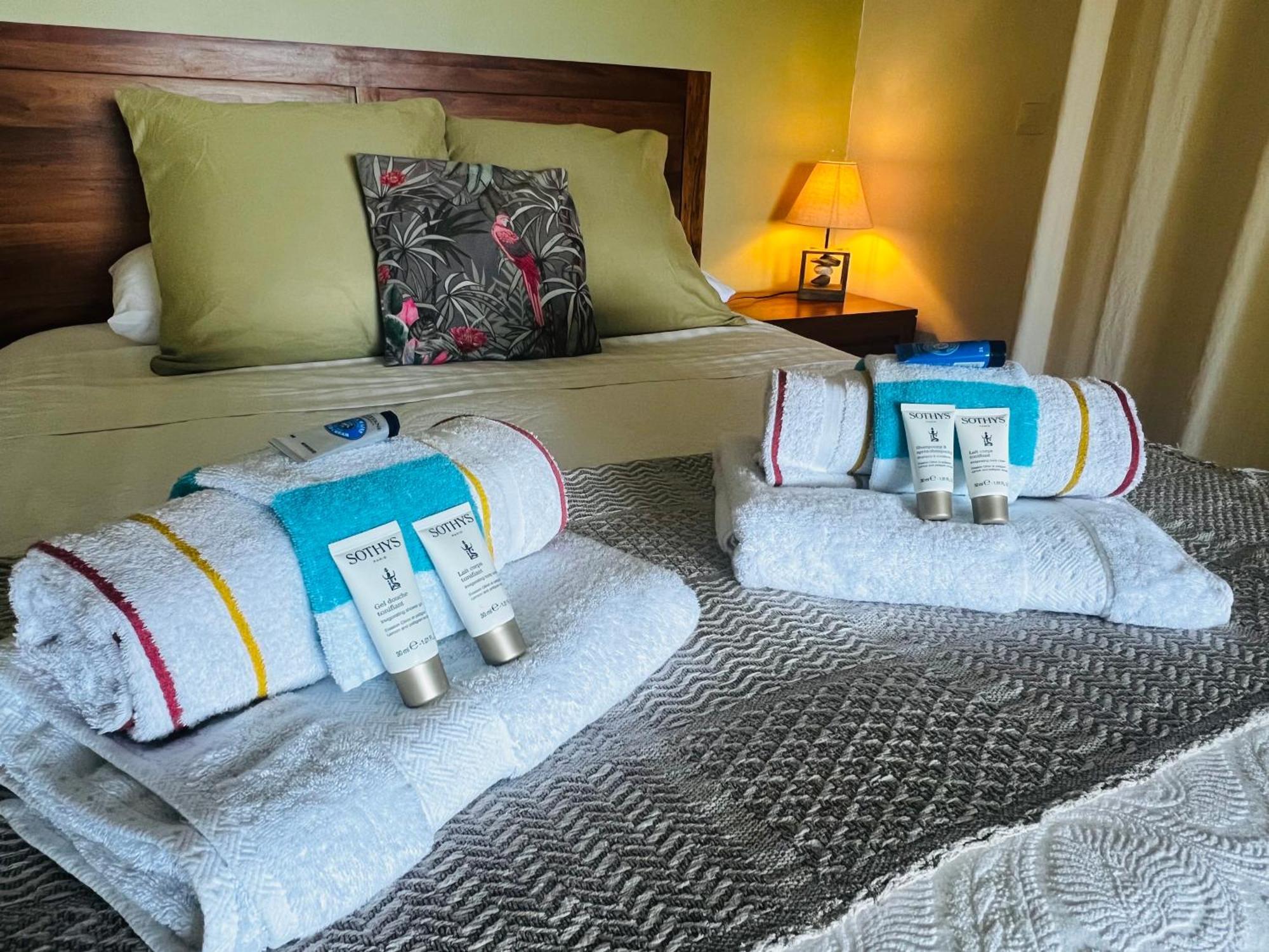 Vue Mer/3Beds/Piscine/Wifi/900 Metres De La Plage Deshaies Buitenkant foto
